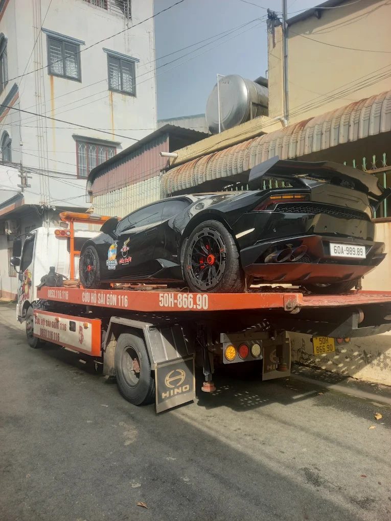 Cứu hộ xe ô tô bị chết máy