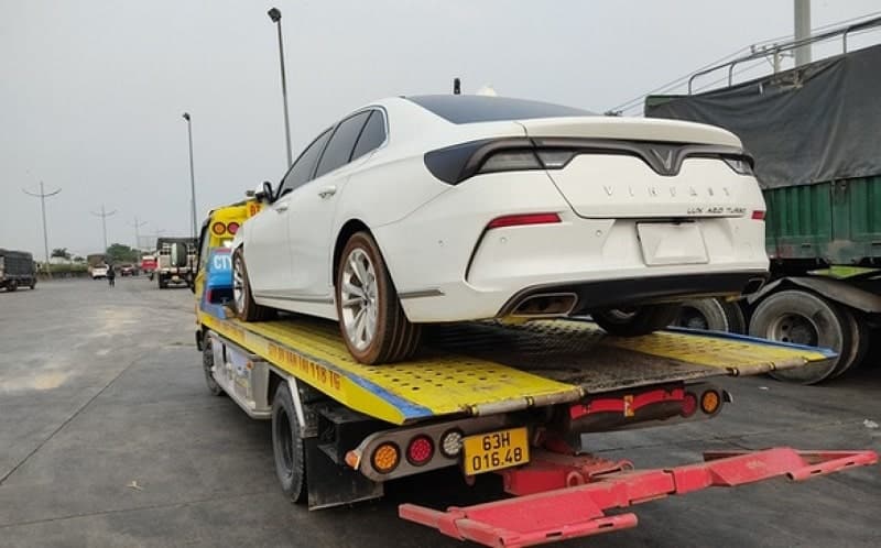 Cứu hộ ô tô 24/7